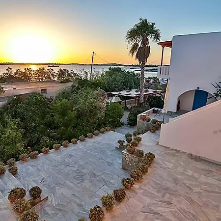 Hotel Remvi Parikia (Paros)