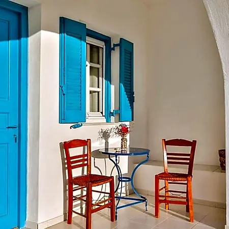 Remvi Hotel Parikia (Paros)